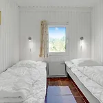 Amazing Home In Blokhus With Sauna 別荘